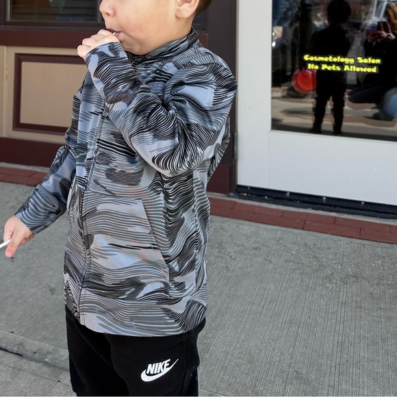 Gray Adidas Jacket 3T/Black Nike pants 3T